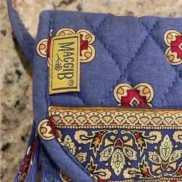 MaggiB Crossbody/Wallet NWOT - Picture 6 of 6